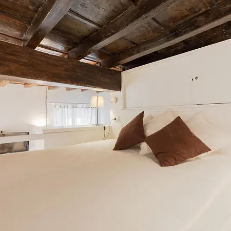 Apartment Navona Loft Luxury 5 People
