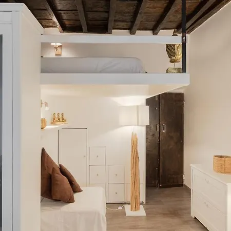 Navona Loft Luxury 5 People Apartment